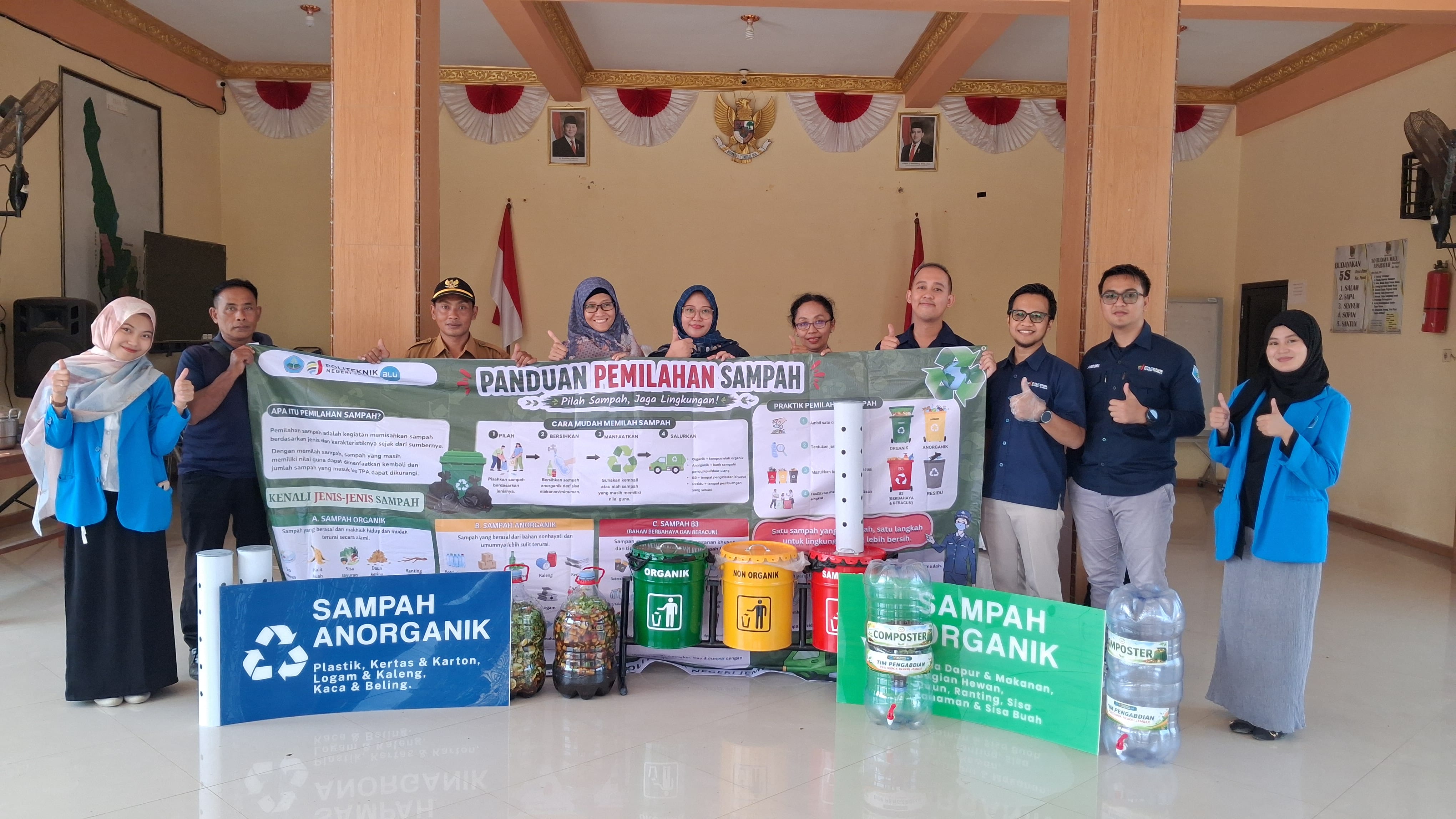 Penyerahan alat pengolahan sampah beserta hasil karya pembuatan eco enzyme